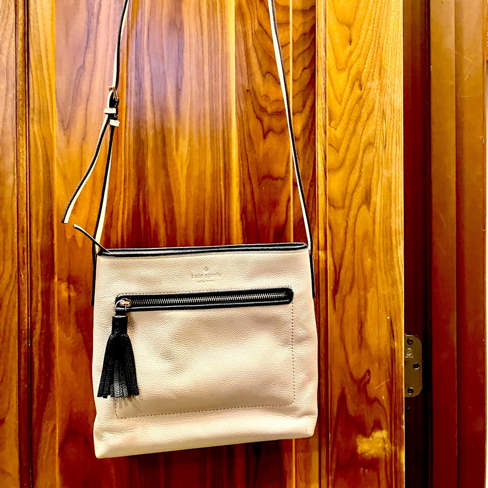Cream leather Kate spade cross body purse